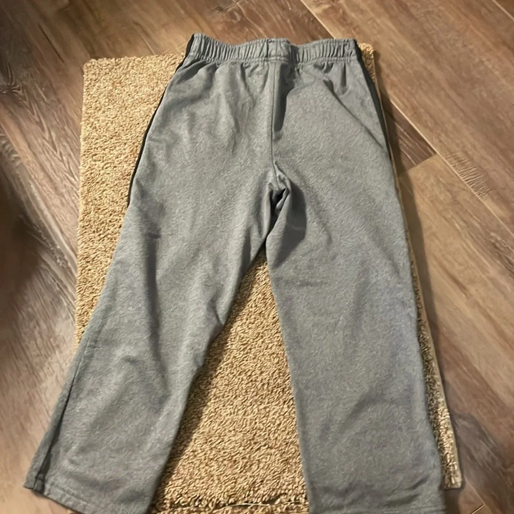 Jumping beans active stretchy gray and black elastic waist pants 5T